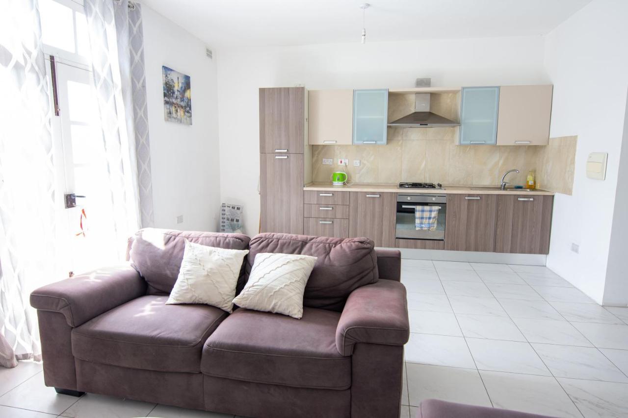 Seafront Room Msida Eksteriør bilde