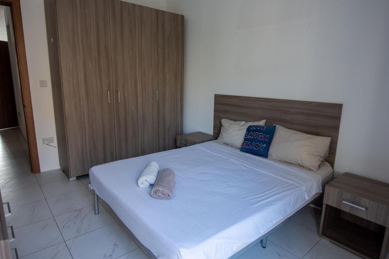 Seafront Room Msida Eksteriør bilde